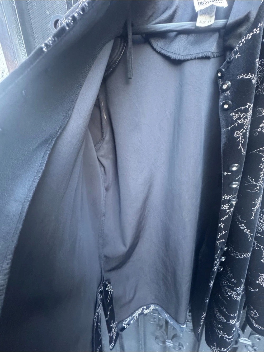 Rare Vintage R&M Richards Velvet Jacket Black Floral Glitter Made in USA Size 14 - Picture 9 of 15
